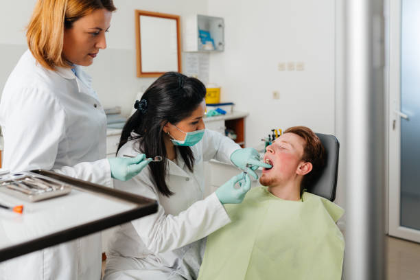 Best Emergency Treatment for Dental Infections or Abscesses in Carpendale, WV